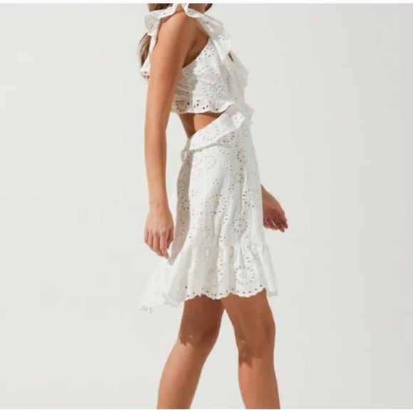 ASTR the Label- Eyelet Ruffle Sundress - Picture 2 of 3